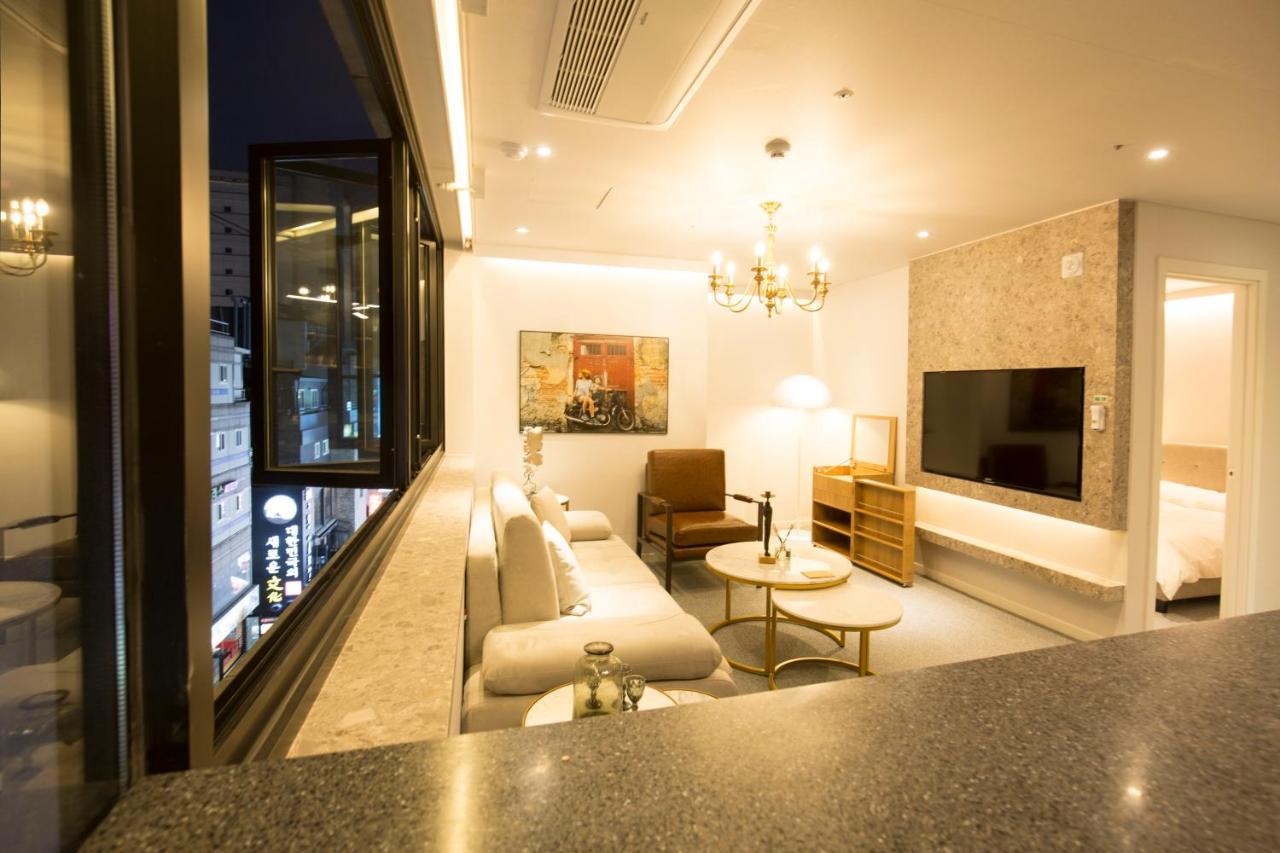 Uh Suite The Jongno Seoul Exterior photo
